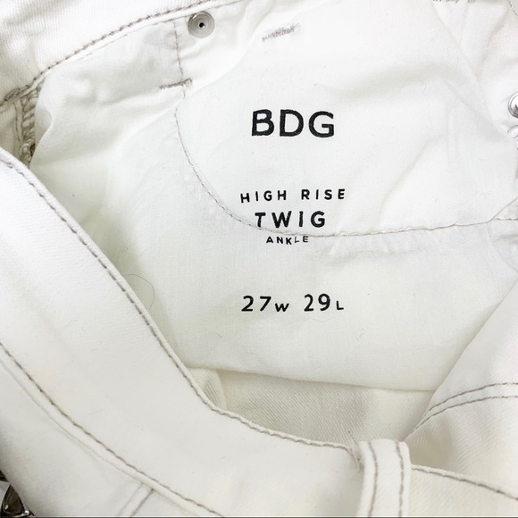 URBAN OUTFITTERS BDG High Rise Twig Studded Jeans - Picture 8 of 8